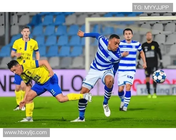 阿尔梅勒城与登博思的比赛因故延期球迷期待新赛程安排